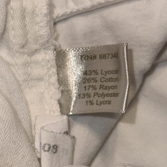 🌹 BOSTON PROPER WHITE/GRAY EMBELLISHED LACE JEANS - Picture 8 of 8